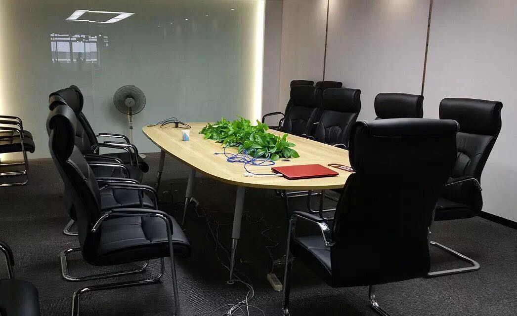 深圳辦公家具廠(chǎng)會(huì)議桌實(shí)拍